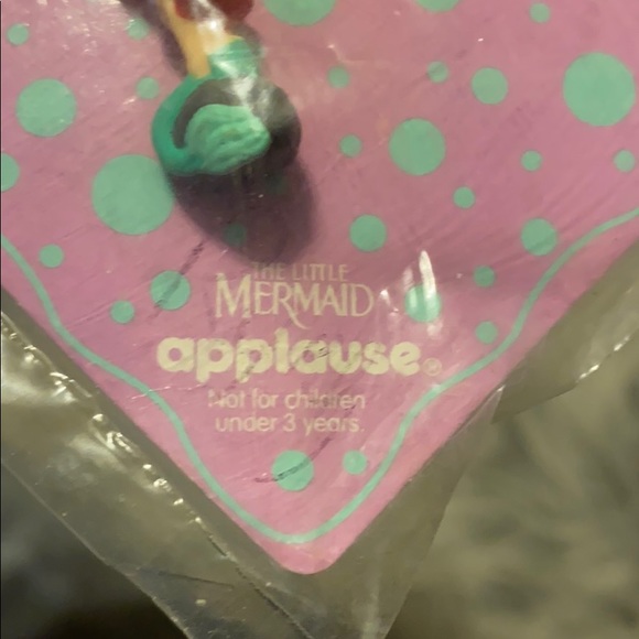 NWT Vintage Ariel Little Mermaid Necklace - Picture 3 of 4